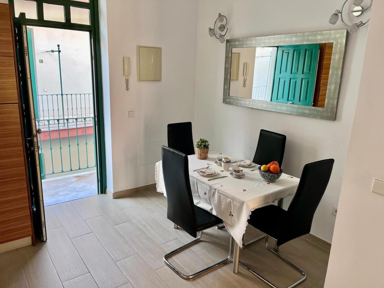 Apartament Jacaranda Triana Sewilla Zewnętrze zdjęcie